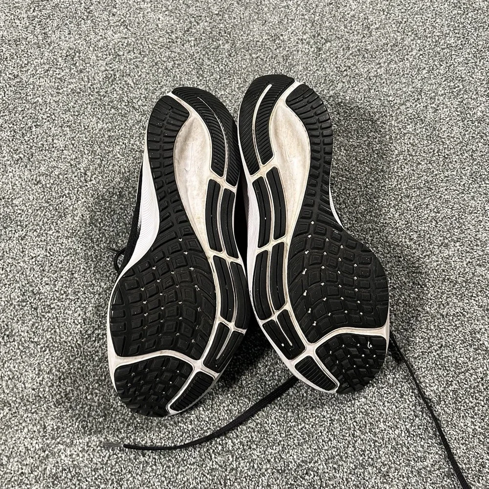 Nike Air Zoom Pegasus 37 Black White Running Shoes Women’s Size 7.5 BQ9651-002